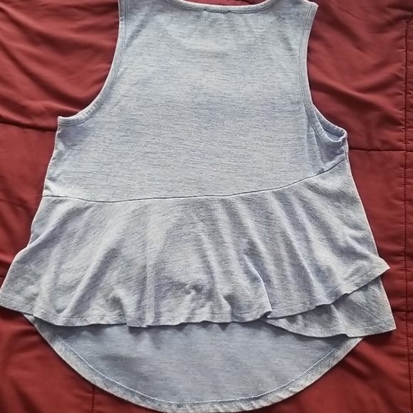 2 top bundle - Picture 6 of 7